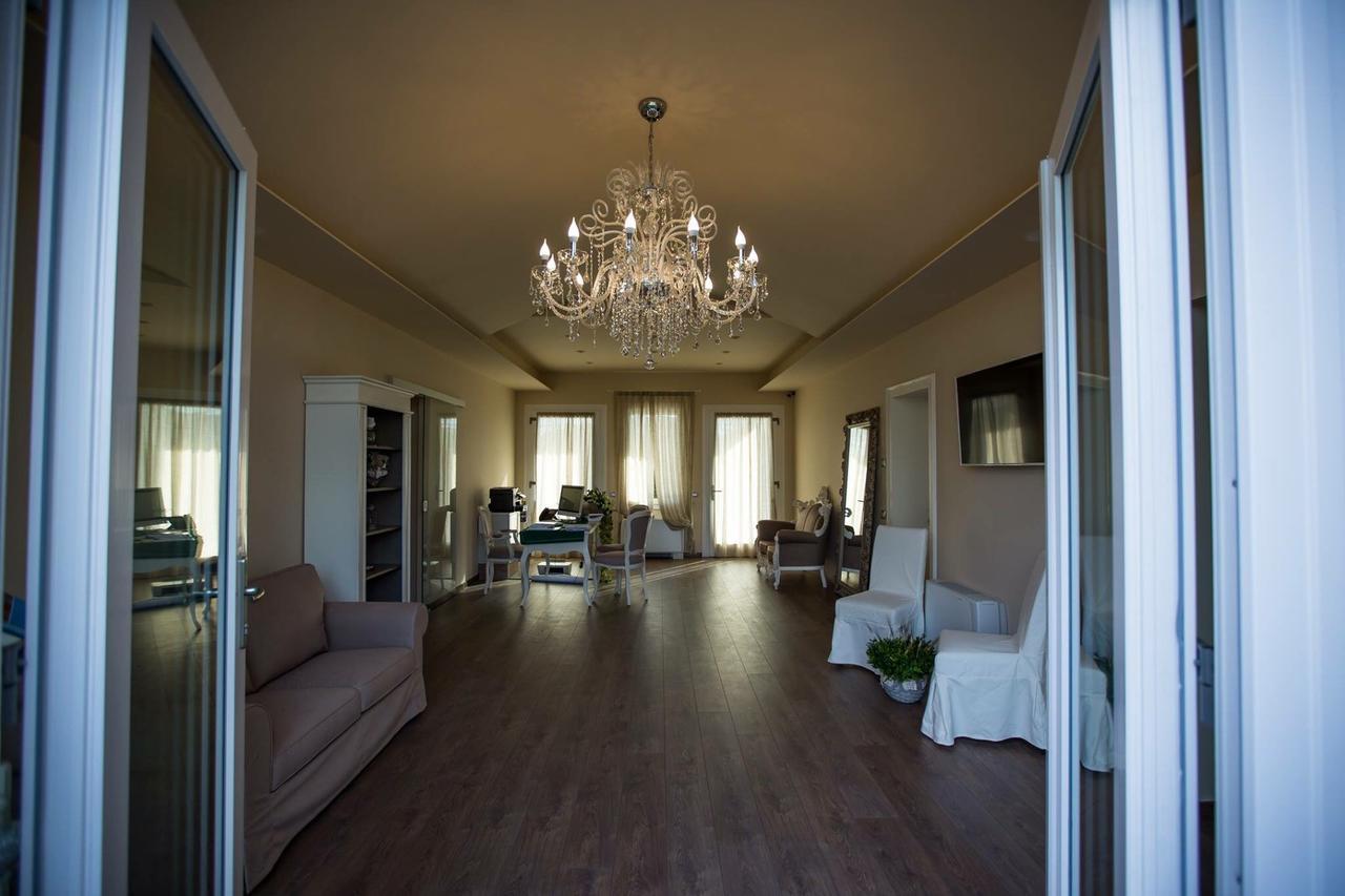 Antica Dimora Stucky Bed & Breakfast เตรวิโซ ภายนอก รูปภาพ
